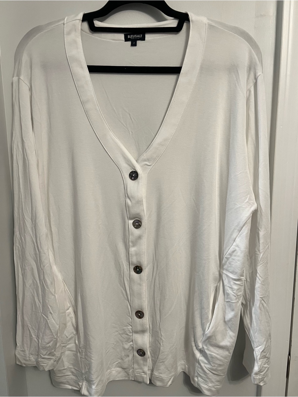 BLEUSALT White Button-Front V-Neck Cardigan; Lite fabric; size 2 (med); new